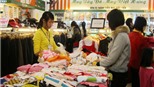 Sinh viên chạy “sô” làm thêm dịp Tết Tân Mão